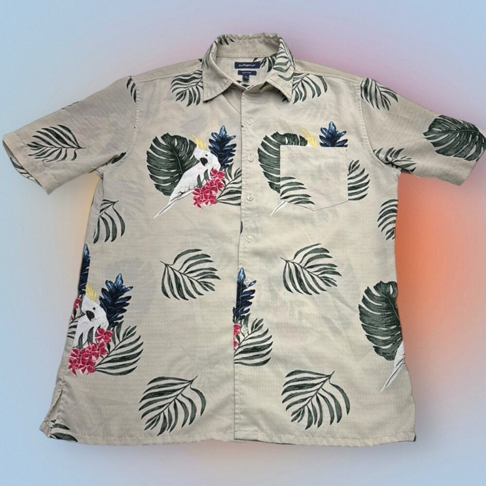 CROFT & BARROW Men’s Small Tropical Parrot Hawaiian Shirt - Picture 3 of 5